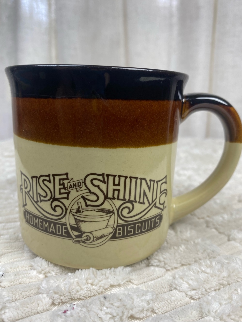 Vintage 1986 Hardee's Rise and Shine Biscuit Stoneware Coffee Mug - Size 3.5"